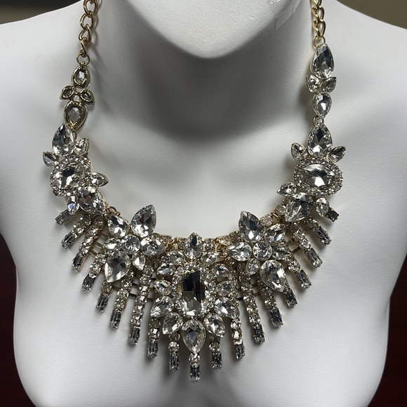 NWT Guess by Marciano Necklace - Picture 2 of 10